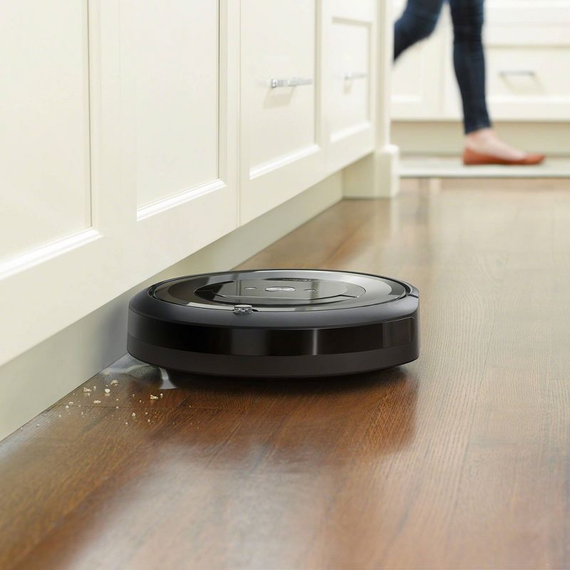 iRobot Roomba e5 (5150) Wi-Fi Connected Robot Vacuum