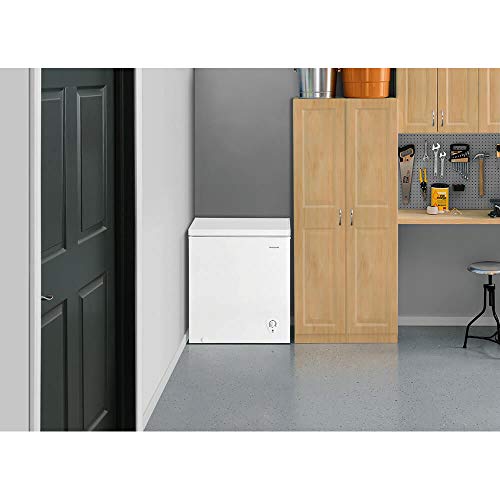 Frigidaire 5.0 Cu. Ft. White Chest Freezer