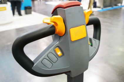 PEC Scales Electric Power Pallet Jack With Built In Scale Capacity 3300 lbs New