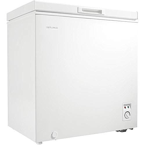 Danby Diplomat 5-Cu. Ft. Chest Freezer in White