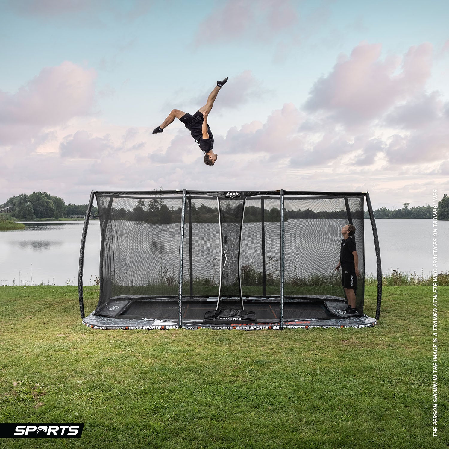 BERG 500 Ultim Pro Bouncer FlatGround Trampoline with Deluxe XL Safety Net