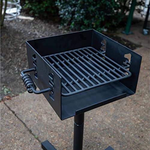 TITAN GREAT OUTDOORS Park Style Grill 16