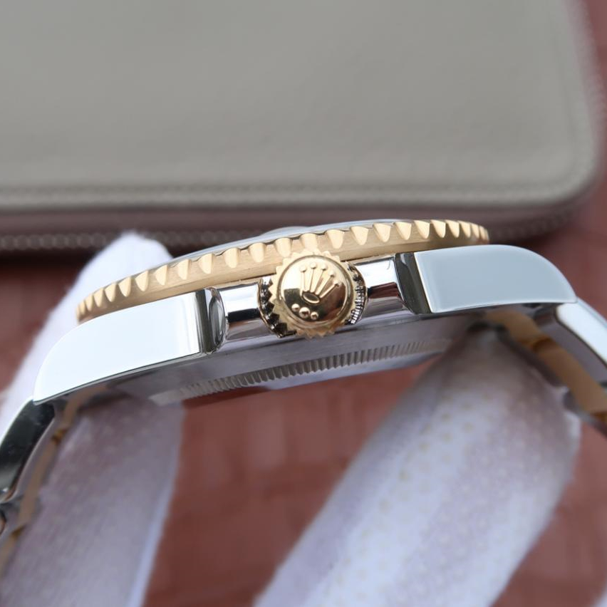 Submariner Date Two Tone Oyster Bracelet 41mm