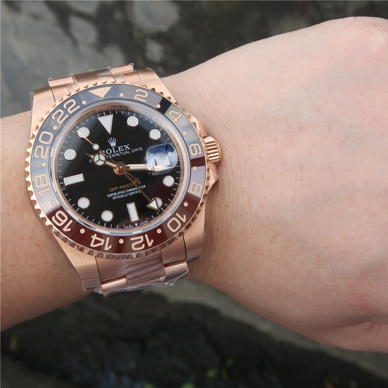 GMT-Master II Root Beer Rose Gold 40mm