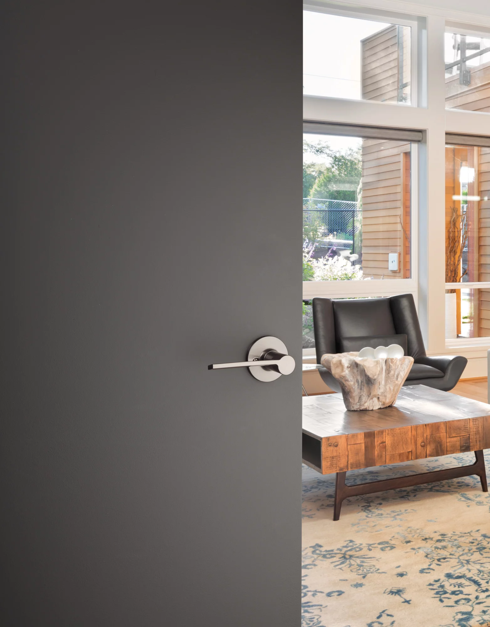 Kwikset 407PLL-26D Palmina Lever Passage Door Lock with RCAL Latch and RCS Strike Satin Chrome Finish