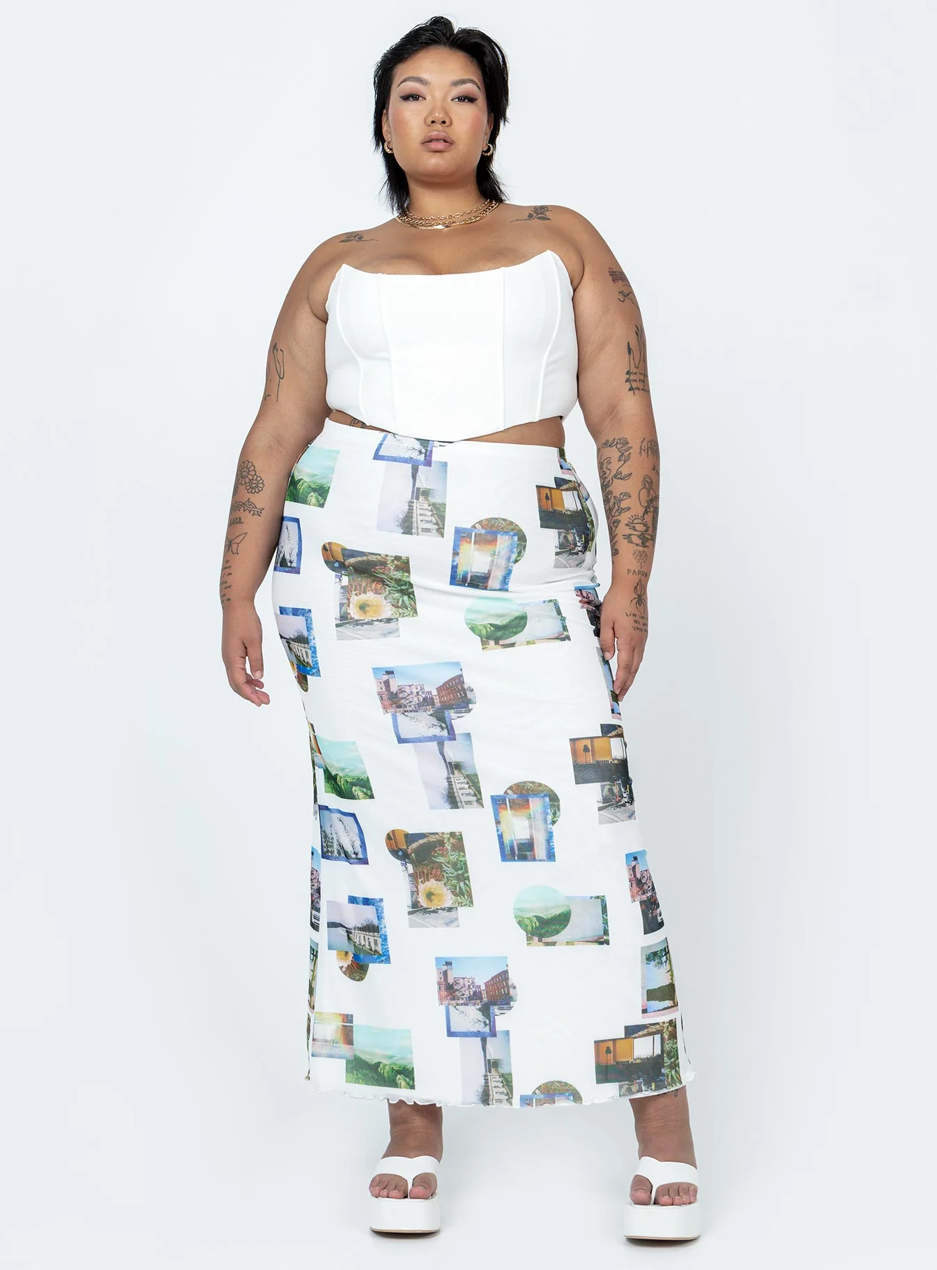 Through My Eyes Maxi Skirt White Curve