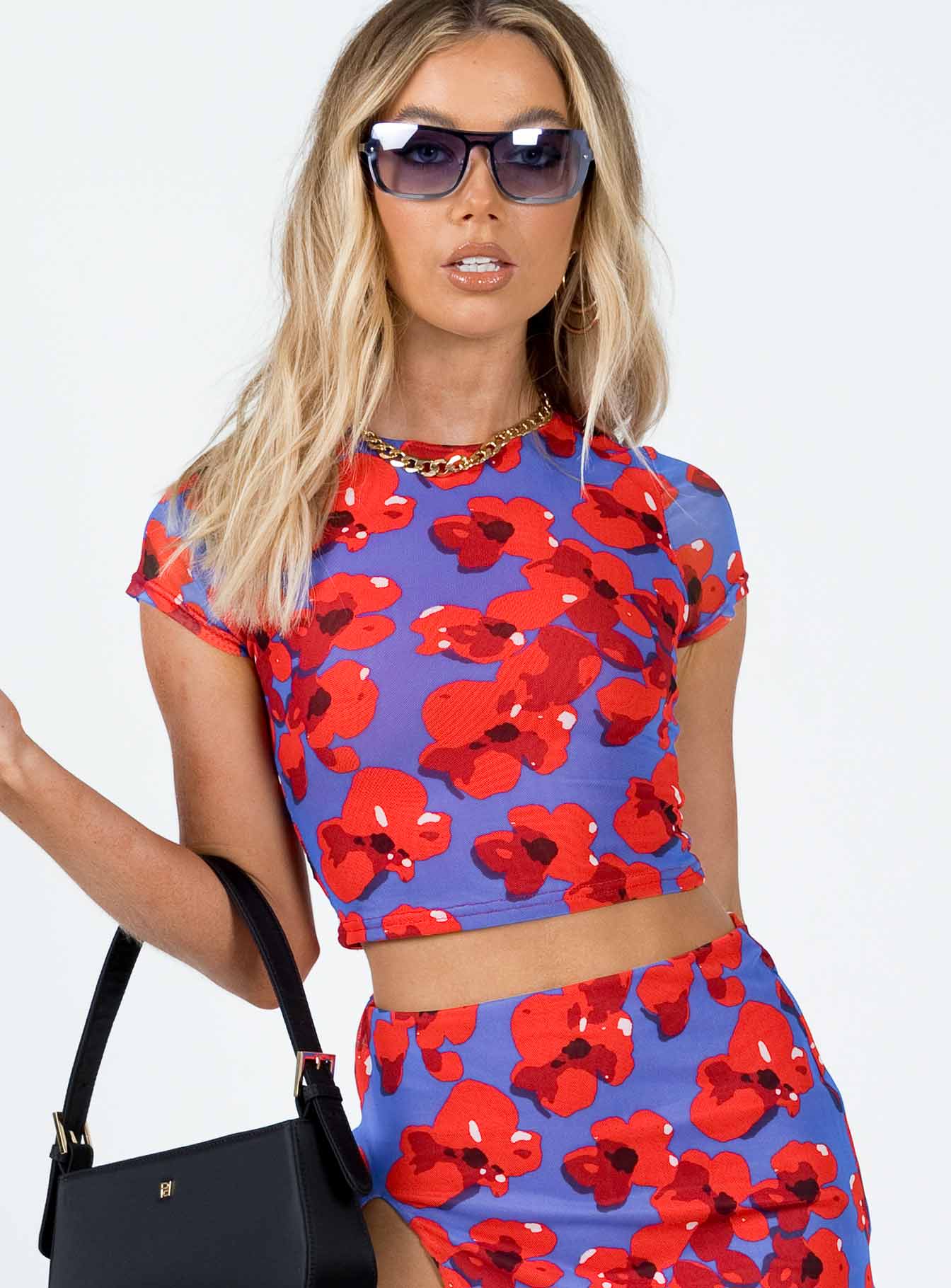 Bold Move Top Navy / Red